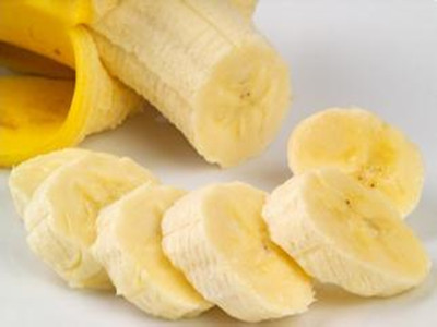 香蕉加上“它”只吃一周斑點全無，皮膚吹彈可破，30天年輕9歲