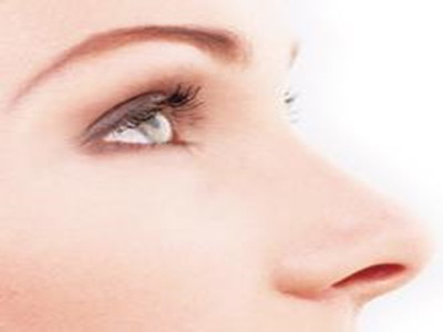 鼻綜合整形與單純隆鼻有什麼區別？