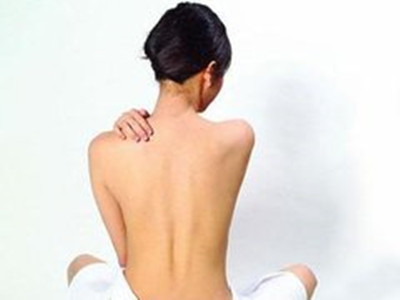 背部吸脂手術你都熟悉嗎