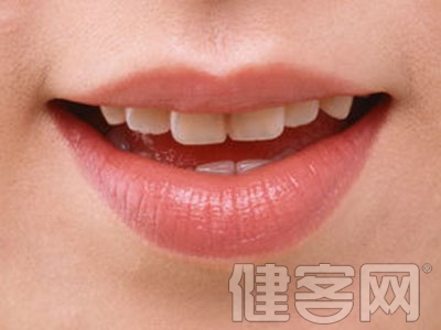 萌系虎牙妹：虎牙影響口腔健康
